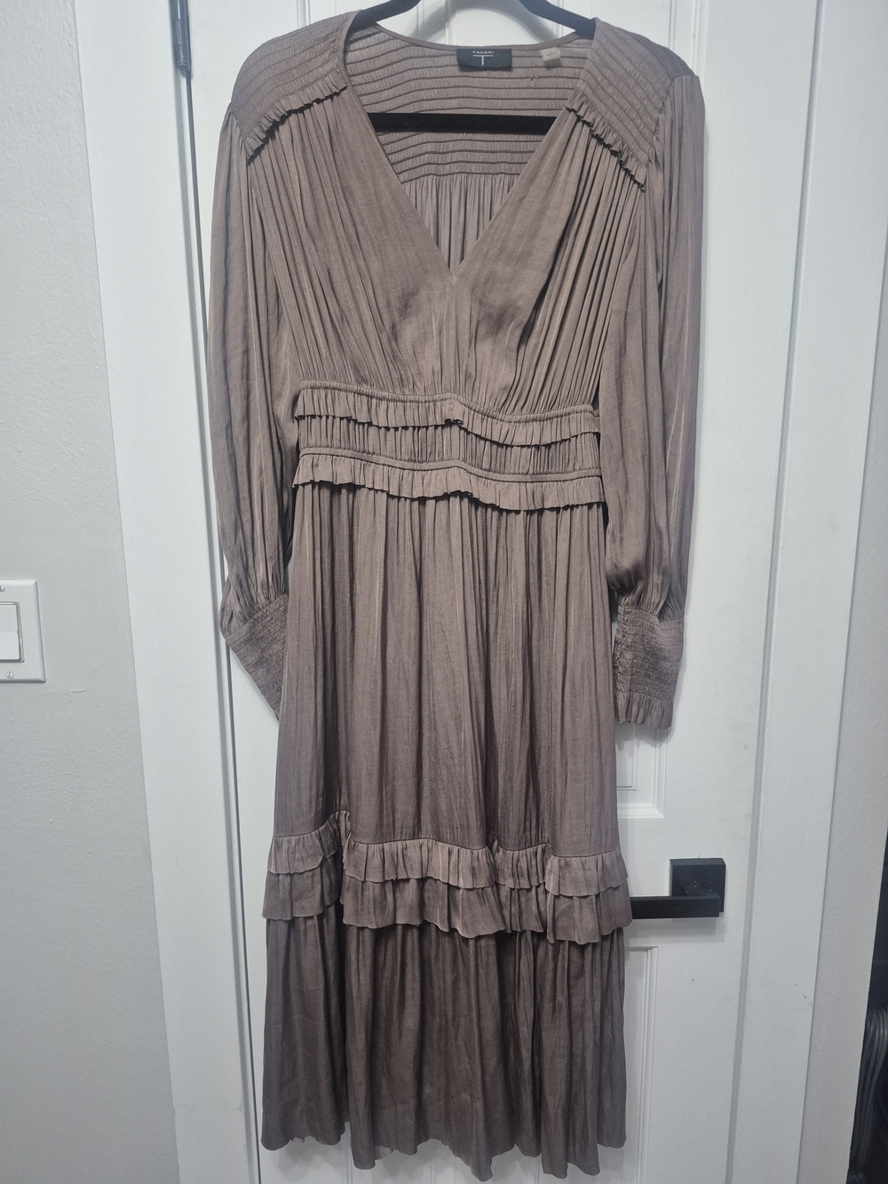 Tahari Taupe Pleated V-Neck Long Sleeve Midi Dress